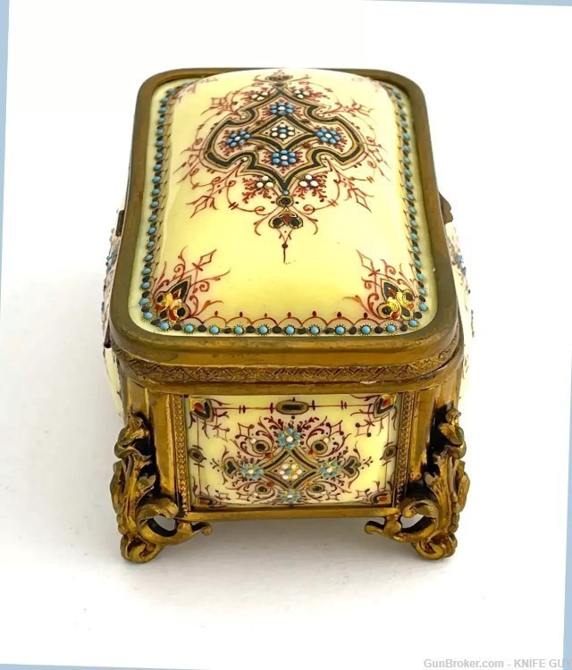 MINT ANTIQUE PALAIS ROYAL SMALL OBJECT D' ART JEWEL BOXPARIS / CIRCA 187O-img-4