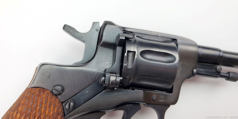 Rare transitional 1942 Izhevsk M1895 Nagant Revolver-img-11