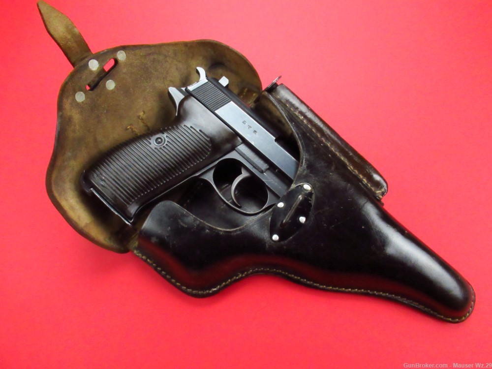 Very nice 1942 WWII Used German Walther P38 pistol AC42 German 9mm Luger-img-155
