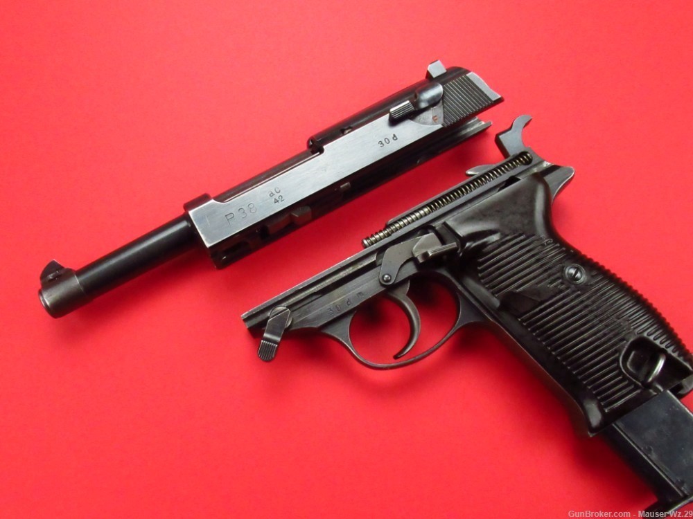 Very nice 1942 WWII Used German Walther P38 pistol AC42 German 9mm Luger-img-89