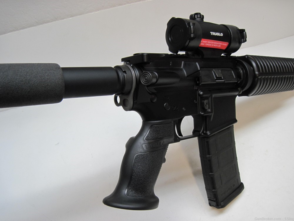 Aero Precision 5.56 AR-15 pistol, 30mm Red Dot, SP Sling, New!-img-3