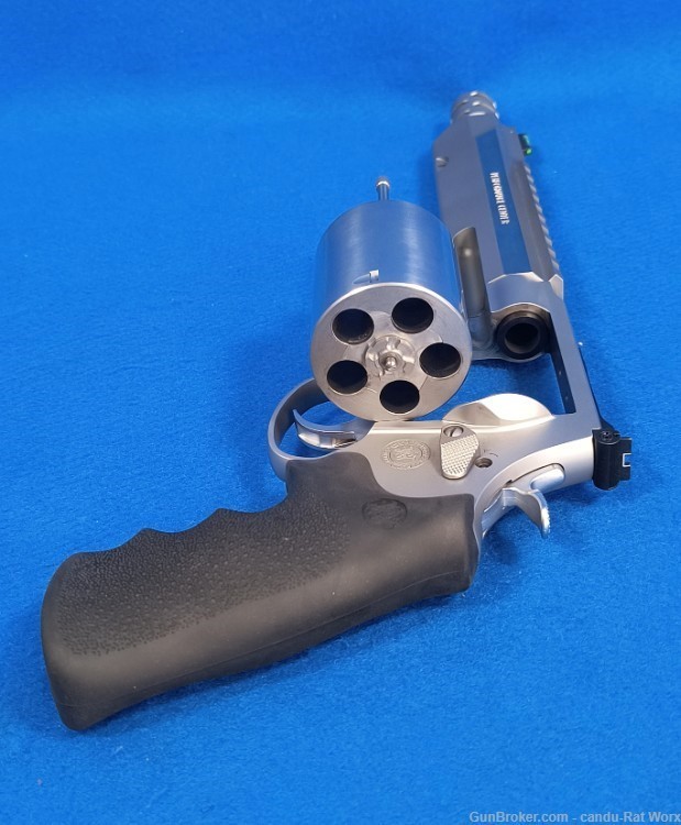 Smith & Wesson Performance Center 460XVR-img-13