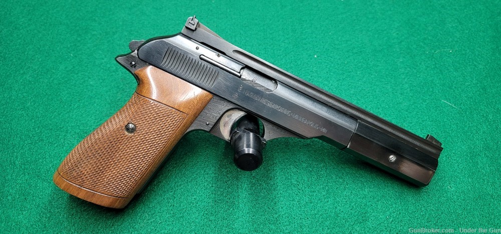 Bernardelli Model 69 pistol in .22 LR caliber-img-1