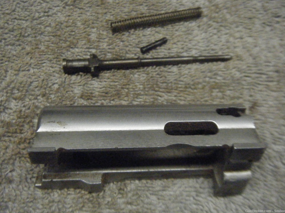 Browning B80 12 gauge shotgun bolt -img-2
