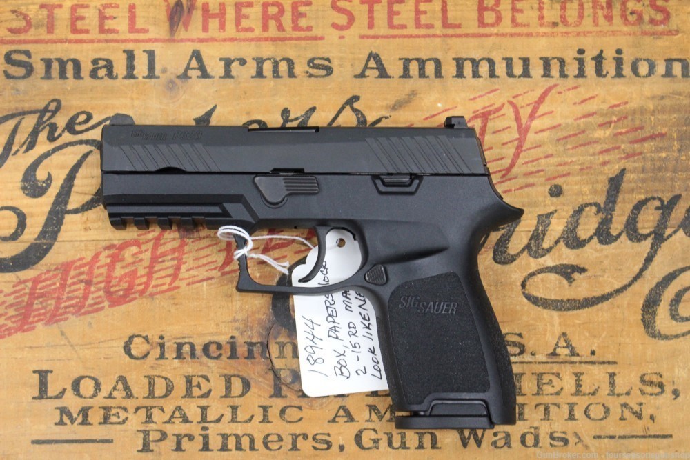 Sig Sauer P320 LNIB-img-1