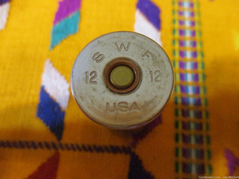 Very scarce S&W Shotgun Shells! 25 rounds in the original box!-img-6