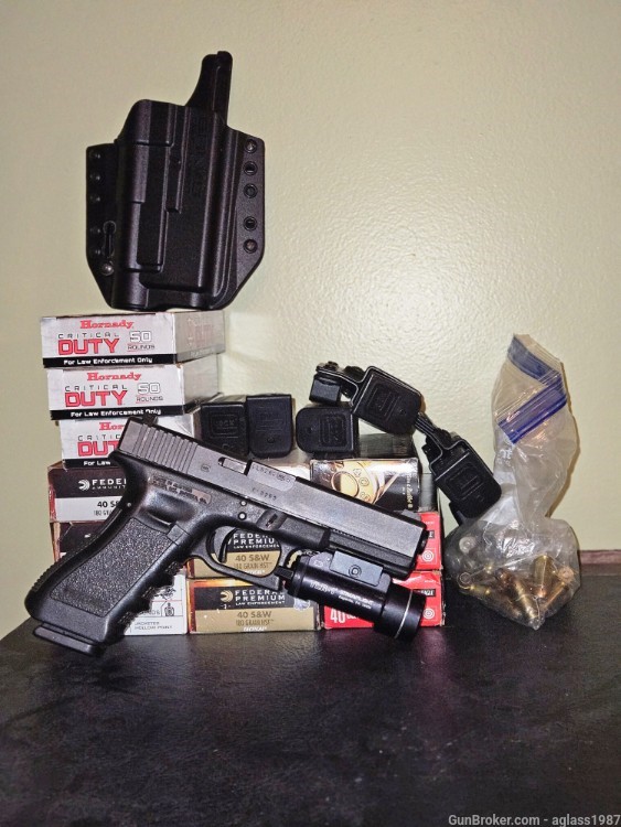 Glock G22 40 S&W- Custom-500 RDS ammo, Streamlight, HST, Optics - POLICE-img-2