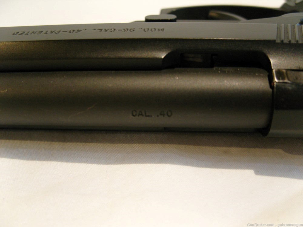 Beretta 96  (.40 S&W)-img-11