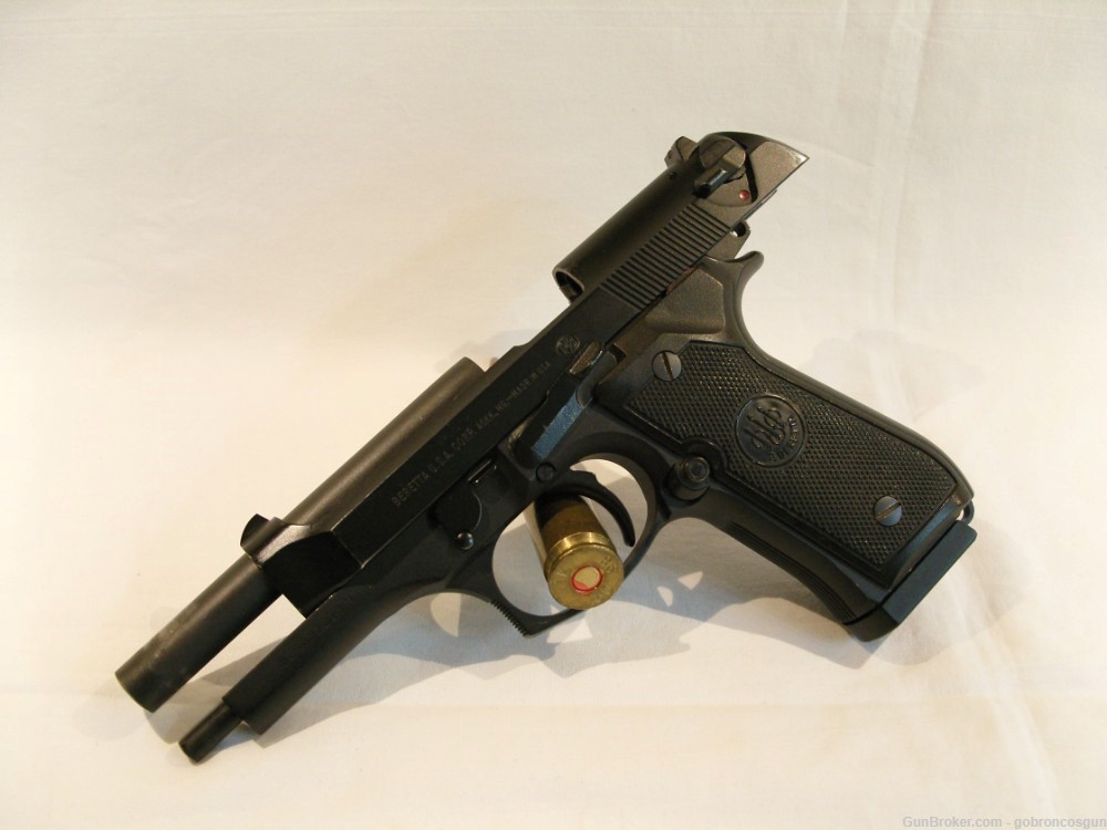 Beretta 96  (.40 S&W)-img-16