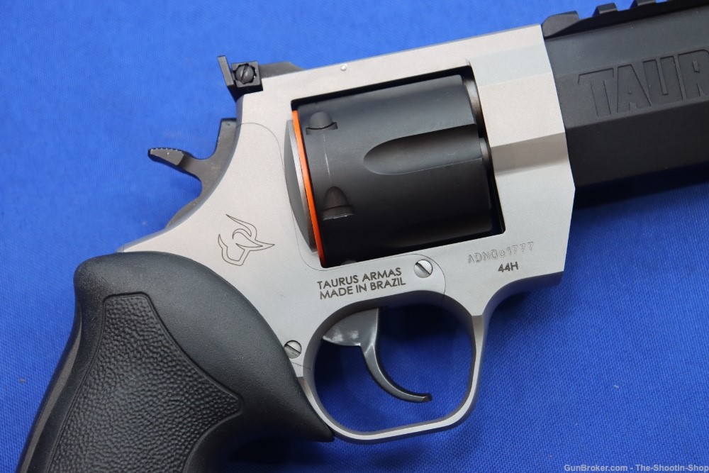 Taurus RAGING HUNTER Revolver 44 MAG 8-3/8" PORTED 2-TONE 44MAG Deluxe Case-img-10