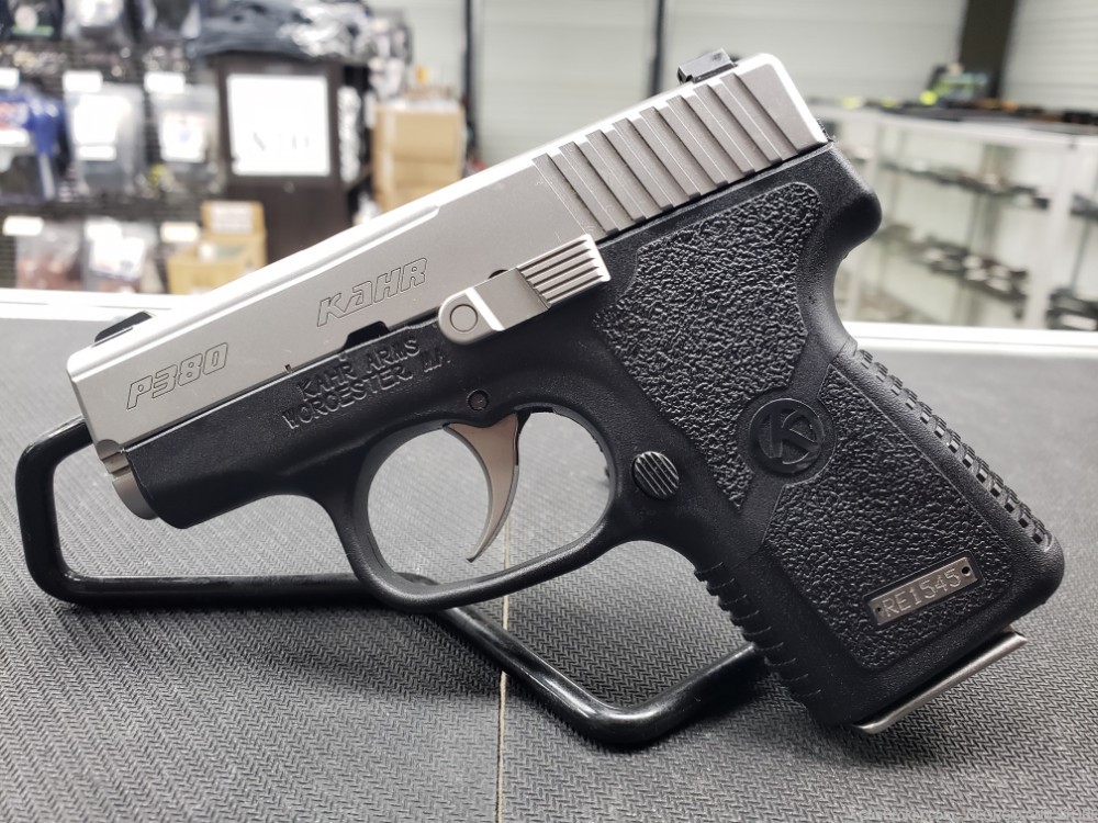 Superb Kahr P380 with night sights, 3 mags-img-3
