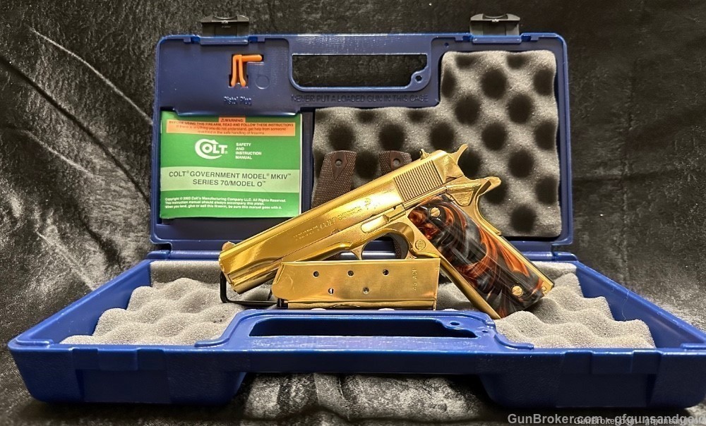 CUSTOM 24KT GOLD COLT 1911C GOVERNMENT, SERIES 70, 45ACP, WITH PEARL GRIPS-img-3