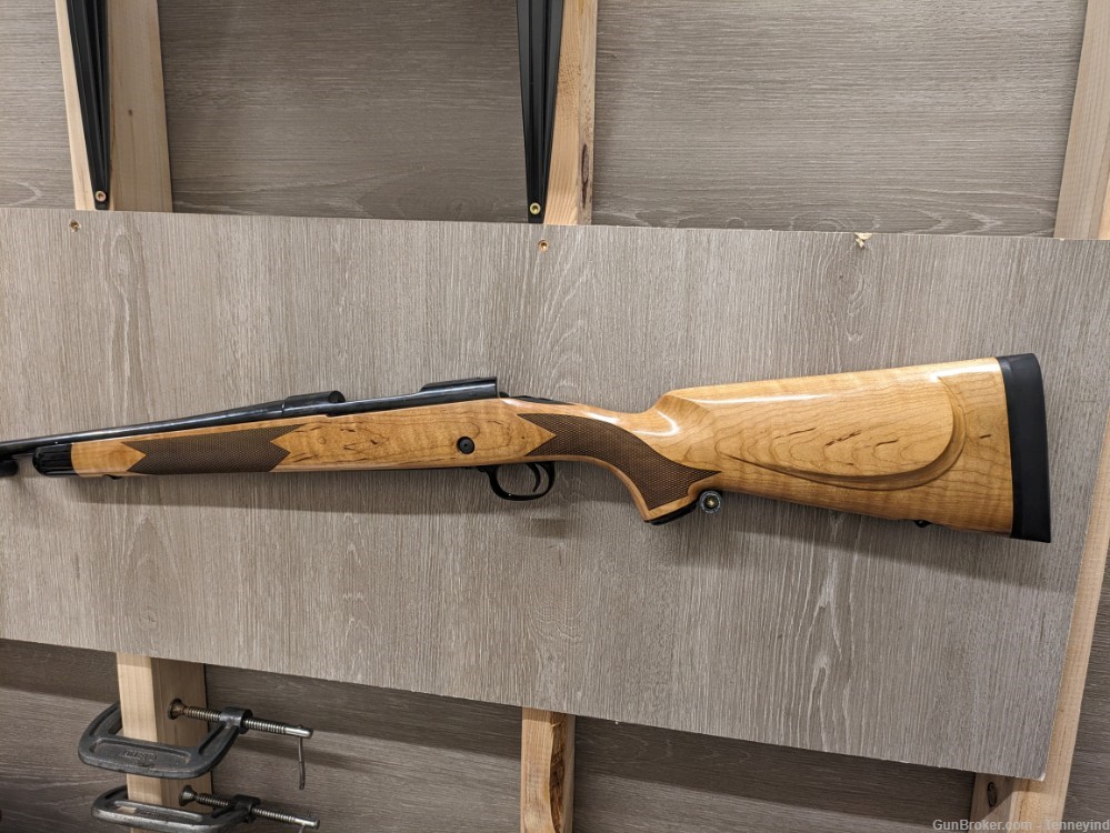 Winchester Model 70 Super Grade Maple .300 Win Mag NEW IN BOX-img-4