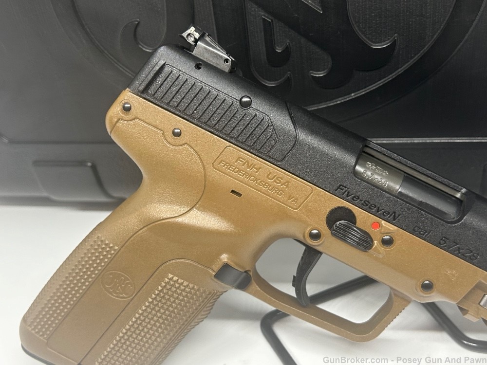 Like New FN FIVE-SEVEN PISTOL 5.7X28 MM FDE 3868929350l 5 Mags 35678-img-14