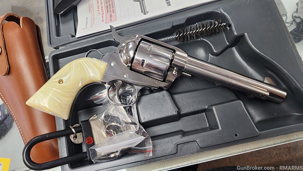 RUGER NEW VAQUERO 357 MAG, 6 RD, 5.5" STAINLESS PRE-OWNED W/ BOX AND EXTRAS-img-6