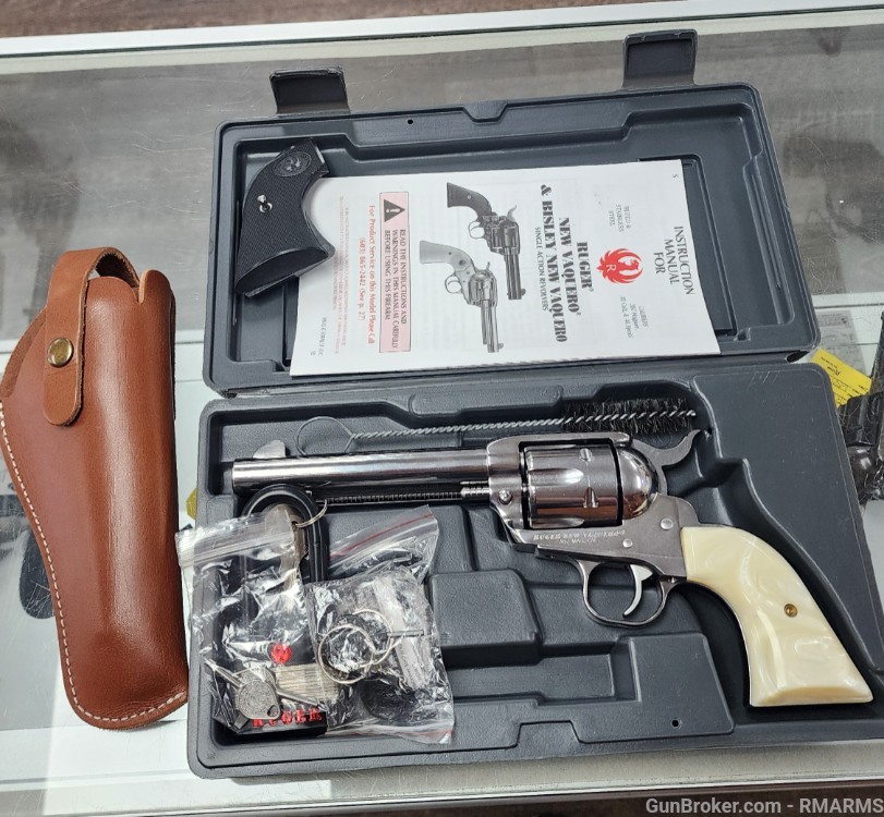 RUGER NEW VAQUERO 357 MAG, 6 RD, 5.5" STAINLESS PRE-OWNED W/ BOX AND EXTRAS-img-0
