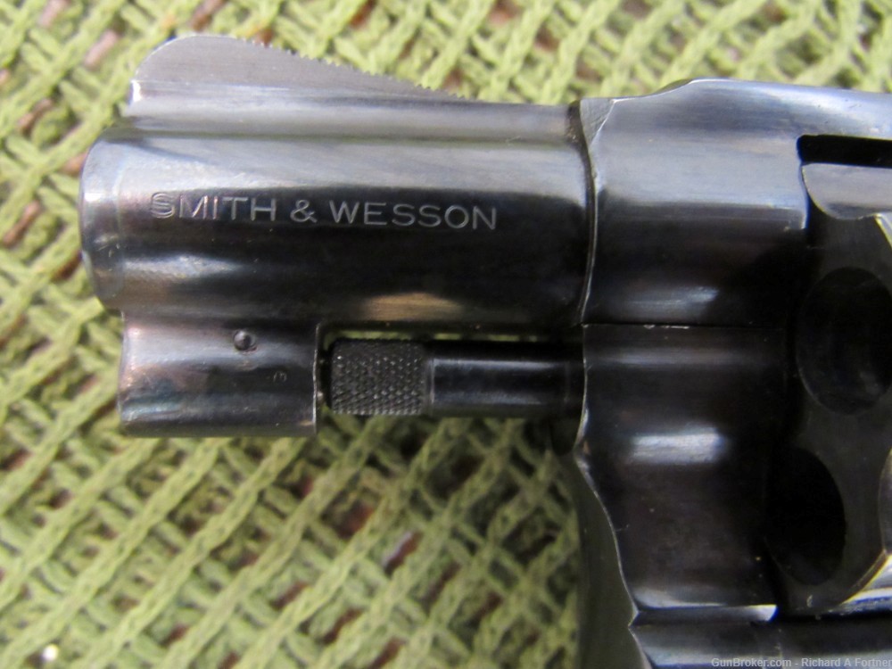 Smith & Wesson S&W Model 36 Chiefs Special .38 Spl. 2" DA/SA Revolver -img-6
