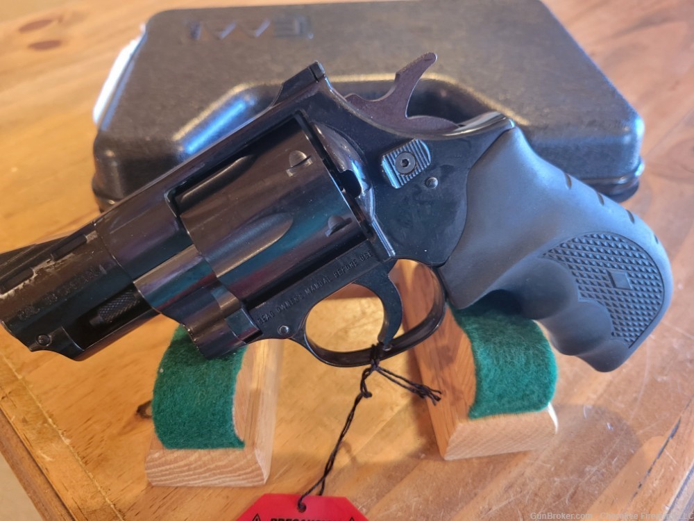 EAA Windcator  38spl revolver 6 shot 2 inch barre.  NEW IN BOX-img-4