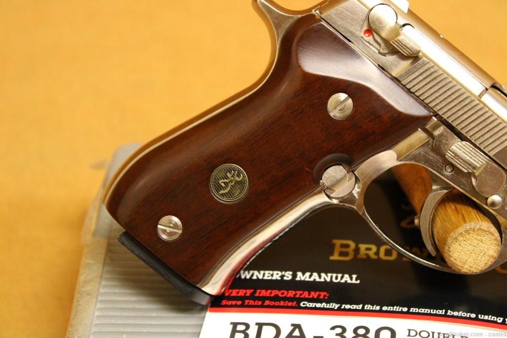 PENNY! UNFIRED Browning BDA-380 ACP (Nickel/Walnut) w/ Original Box-img-6