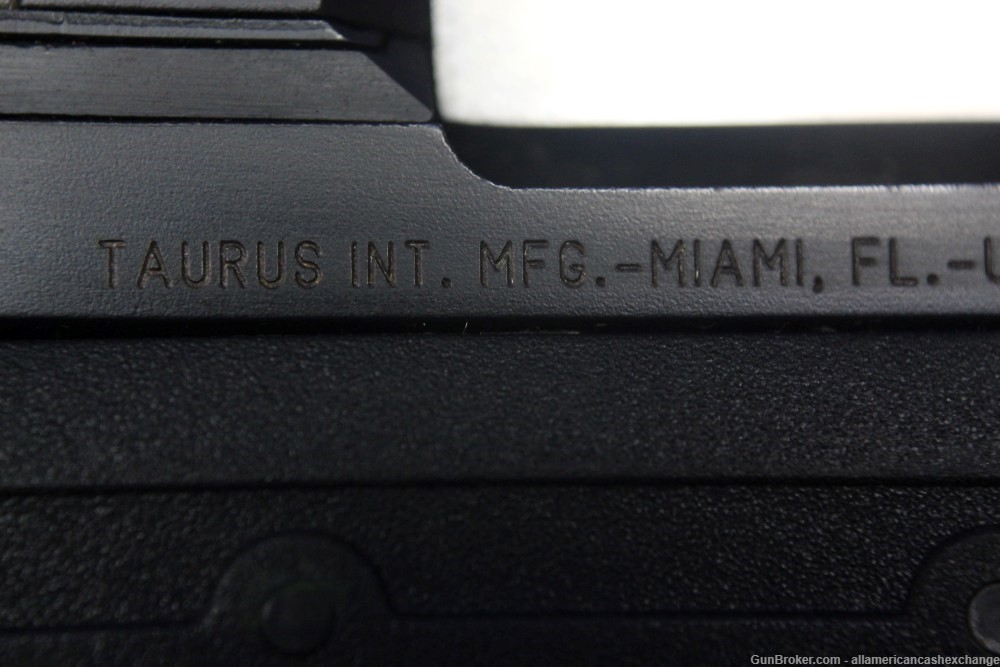 P6 TAURUS Model PT24/7 Pistol 9 mm-img-7