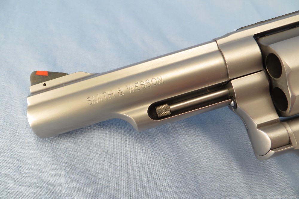 Smith & Wesson Mod 69 Stainless 44 Combat Magnum 5 Shot New Old Stock 2014-img-8