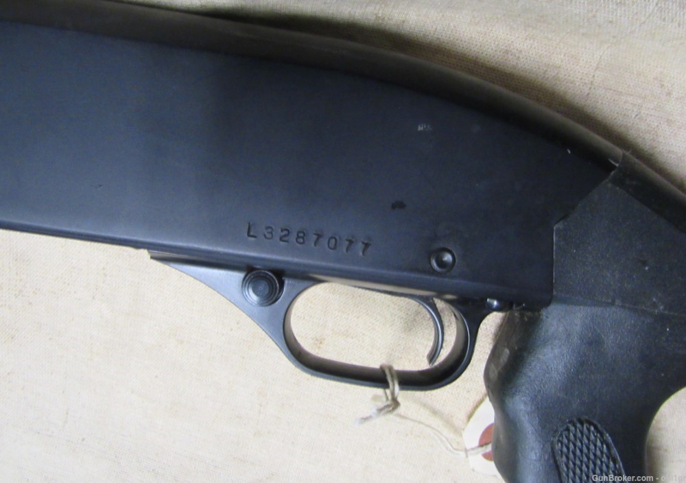 Winchester 1300 Defender 12 Gauge Pump Shotgun .01 NO RESERVE-img-9
