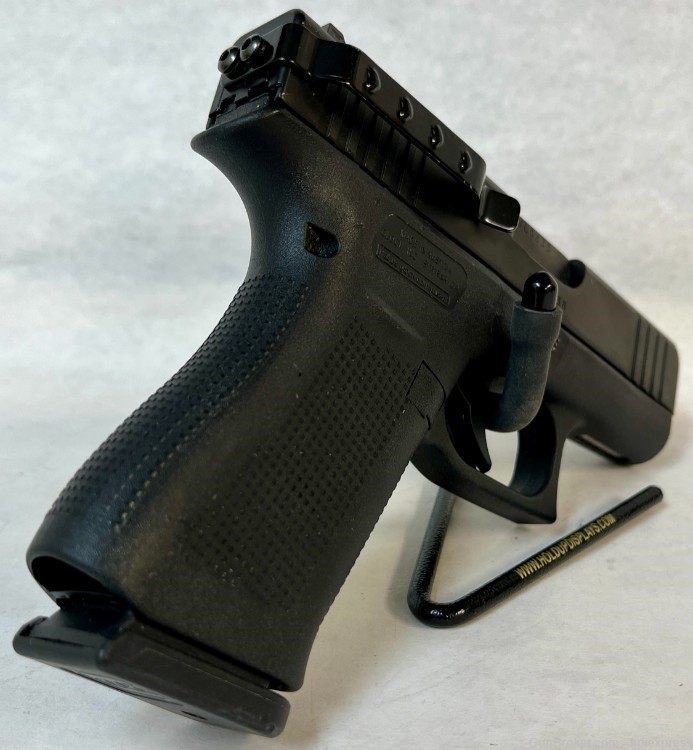 Glock 43X 9mm Semi-Auto Pistol w/Case and 2 Mags-img-2