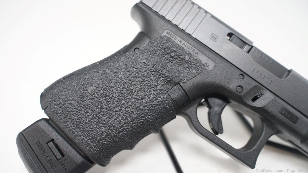GLOCK 23 GEN 4 .40 SMITH & WESSON BLACK 13 ROUNDS (19815)-img-4