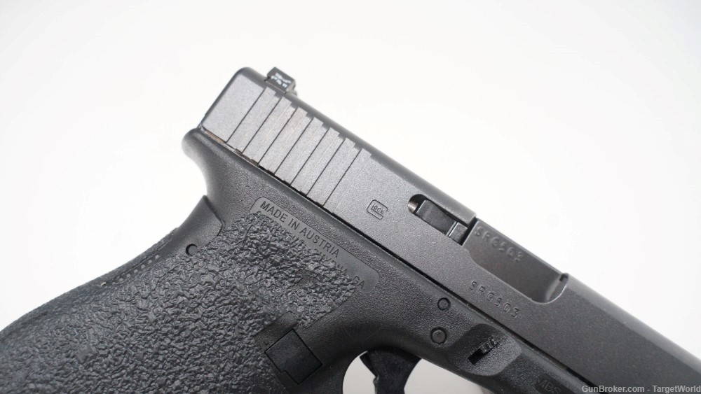 GLOCK 23 GEN 4 .40 SMITH & WESSON BLACK 13 ROUNDS (19815)-img-5