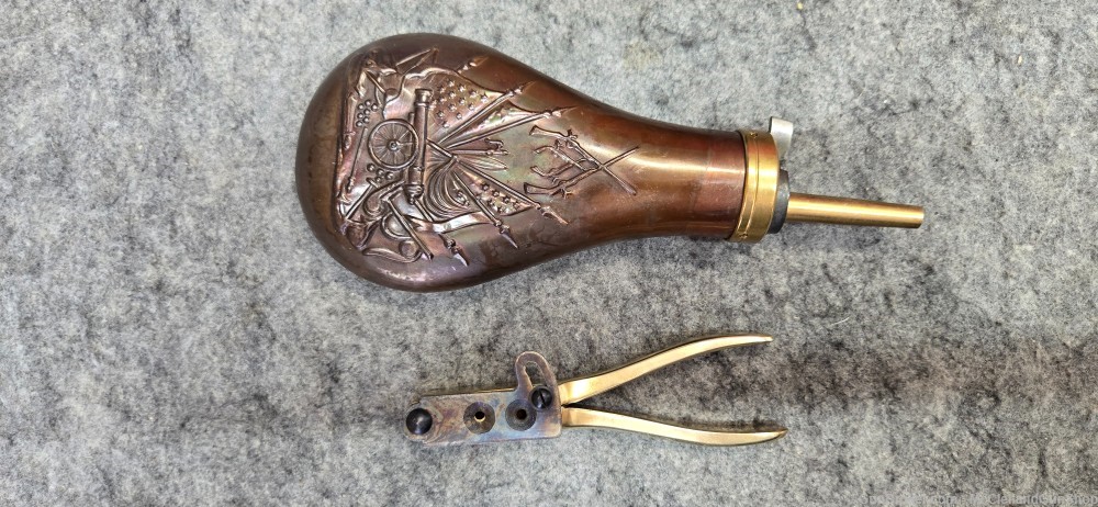 FIE Remington 1858 Army .36 cal Revolver, Powder Flask, Mold | w WOOD CASE-img-2