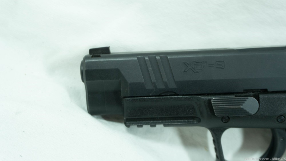 Springfield XDm-9 9mm Pistol - 3 Mags & Holster -img-2