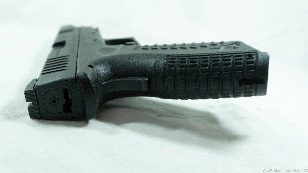 Springfield XDm-9 9mm Pistol - 3 Mags & Holster -img-11