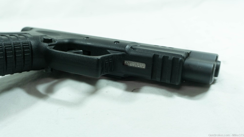 Springfield XDm-9 9mm Pistol - 3 Mags & Holster -img-10
