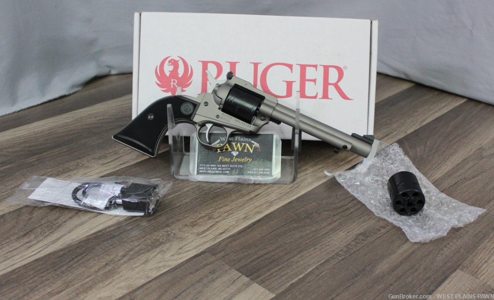 NIB RUGER SUPER WRANGLER REVOLVING PISTOL, 22LR/22WMR, 5.5" BRL, 6 RND-img-1