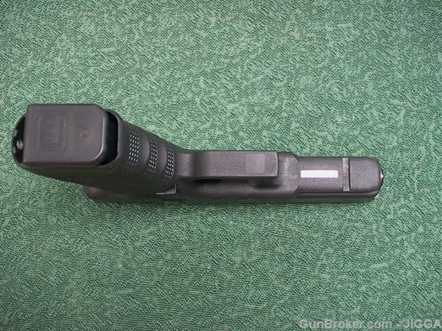 Used Glock 22 .40 S&W-img-3