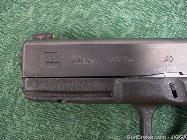 Used Glock 22 .40 S&W-img-5
