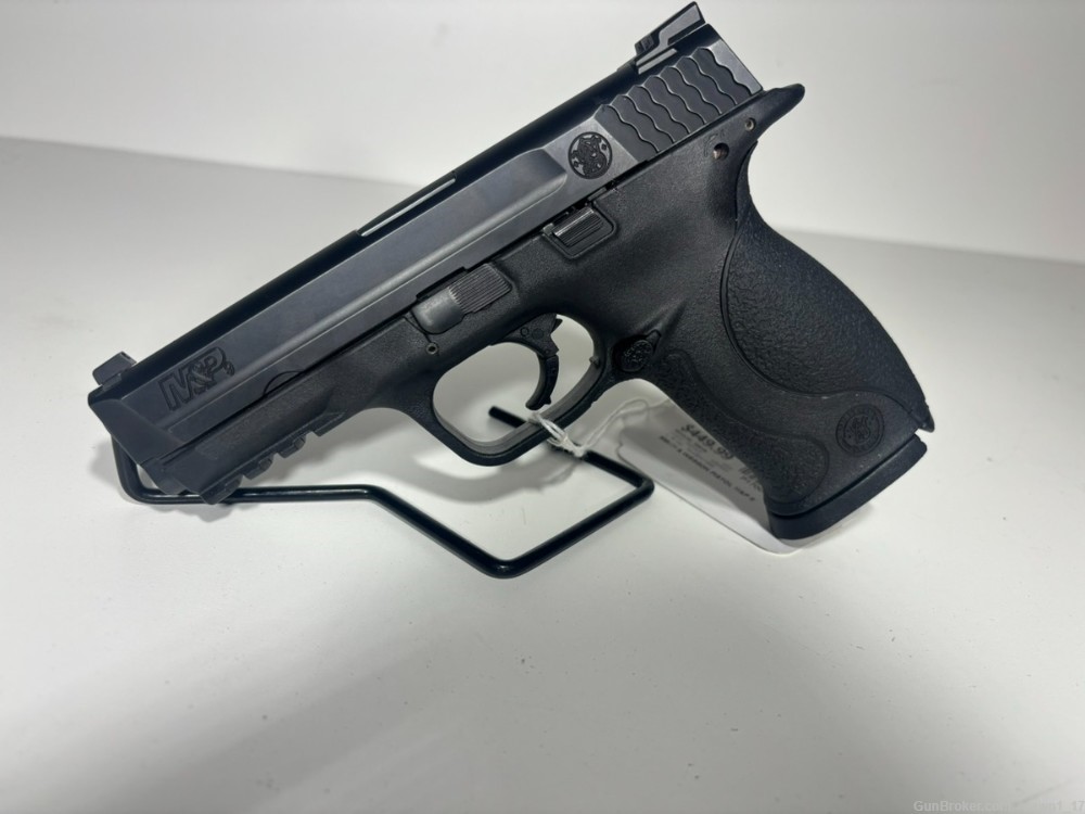 SMITH & WESSON M&P9 9 9MM W/MAG-img-0