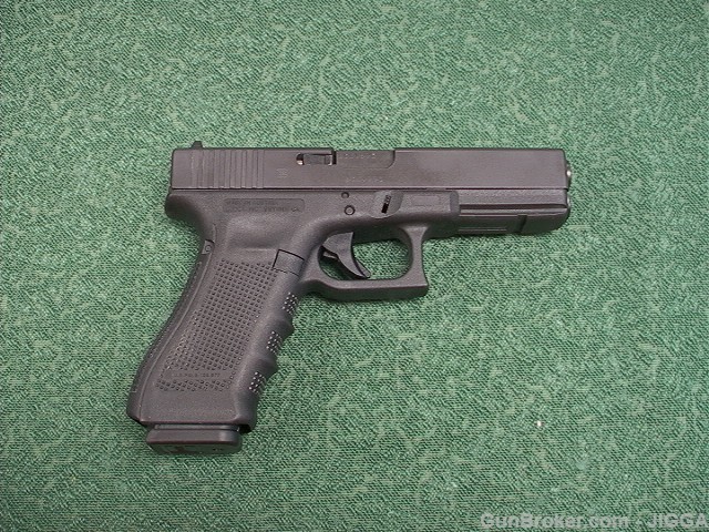 Used Glock 22  40 S&W-img-1
