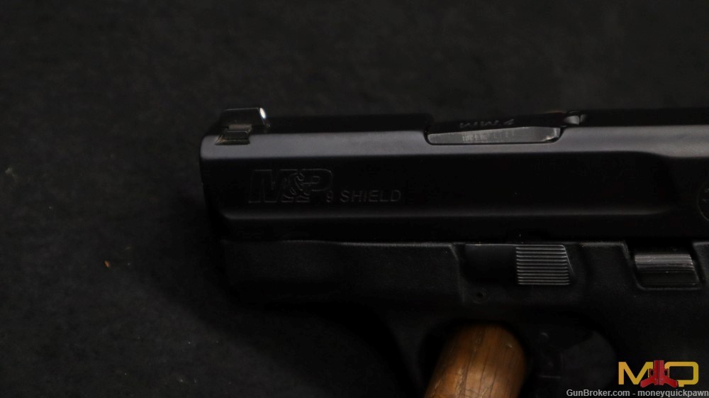 Smith & Wesson M&P9 Shield Very Good Condition W/ 4 Mags Penny Start!-img-3