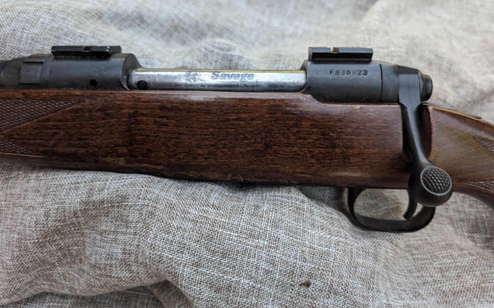 Savage Model 110 7mm REM MAG left handed bolt action-img-3