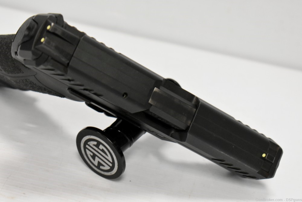 HK VP40 .40 S&W Semi-Auto Pistol - 4.09" Barrel, 13 Rd. - No C.C. Fees-img-15