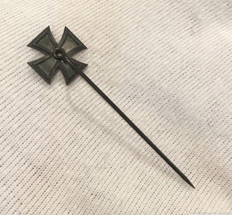 WWII German Iron Cross Stick Pin-img-1