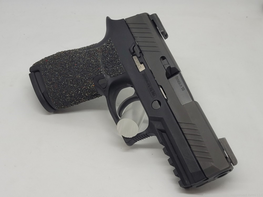 Sig Sauer P320c 9mm- used/ Excellent condition - Penny Auction - NO reserve-img-8