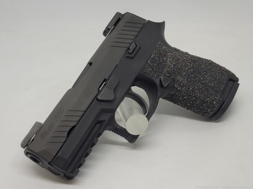 Sig Sauer P320c 9mm- used/ Excellent condition - Penny Auction - NO reserve-img-7