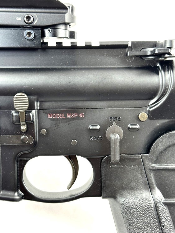 Smith & Wesson m&p15 5.56mm semi auto rifle .223 -img-6