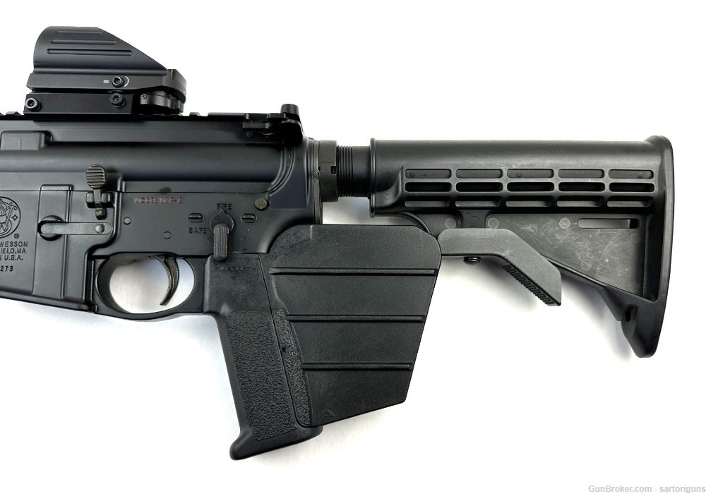 Smith & Wesson m&p15 5.56mm semi auto rifle .223 -img-4