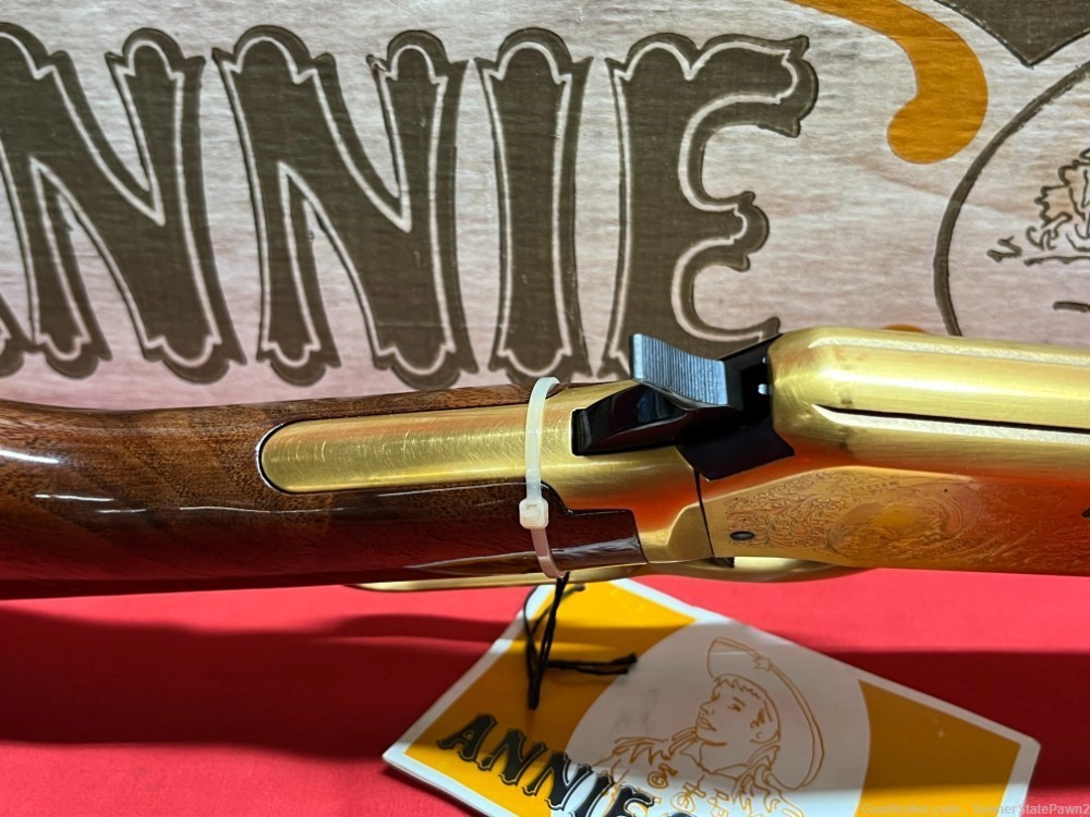 Winchester 9422 XTR Annie Oakley 22lr 20.50" Lever Action Rifle - w/ Box-img-37