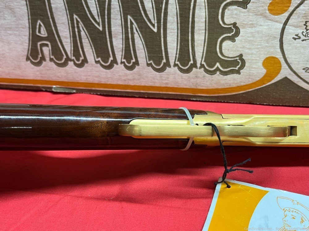 Winchester 9422 XTR Annie Oakley 22lr 20.50" Lever Action Rifle - w/ Box-img-42