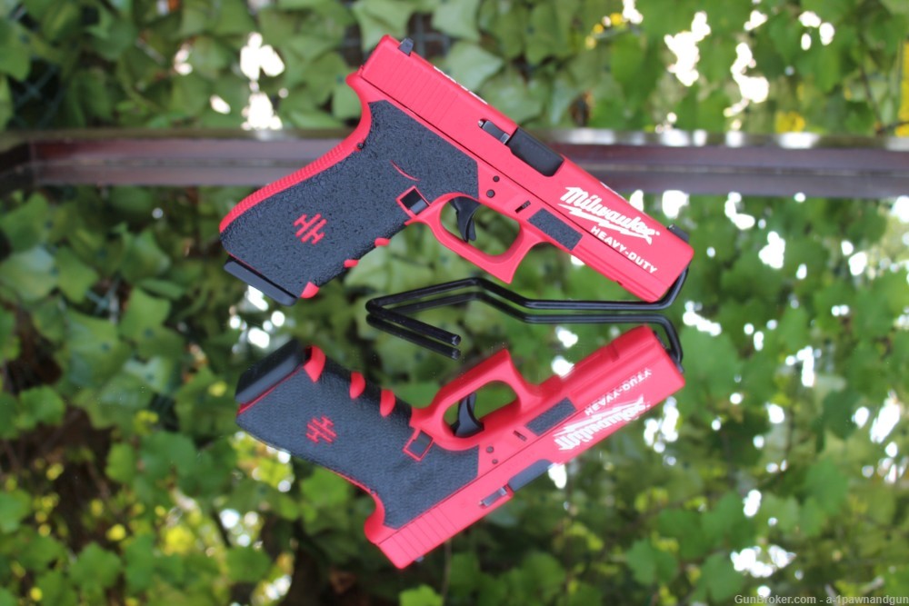 Glock 22 Gen 4 Milwaukee  Tools Tribute Duracoat Custom .40-img-7