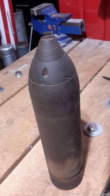 russian 3 inch high explosive shell and plug -img-1